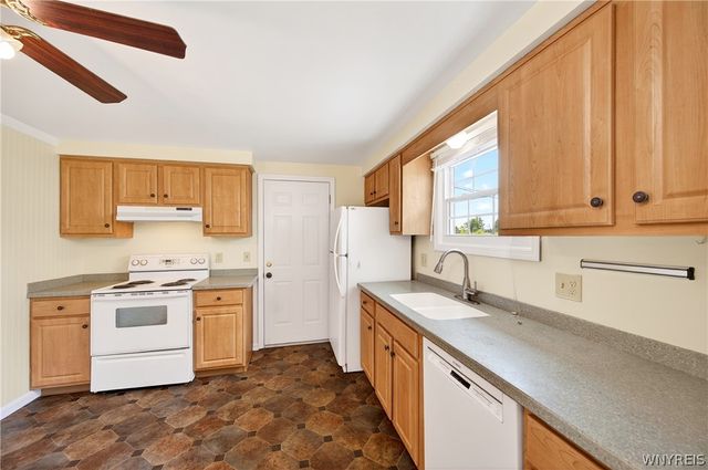 228 Gregory Place, Grand Island, NY 14072