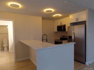 2880 S Locust Street 303S, Denver, CO 80222