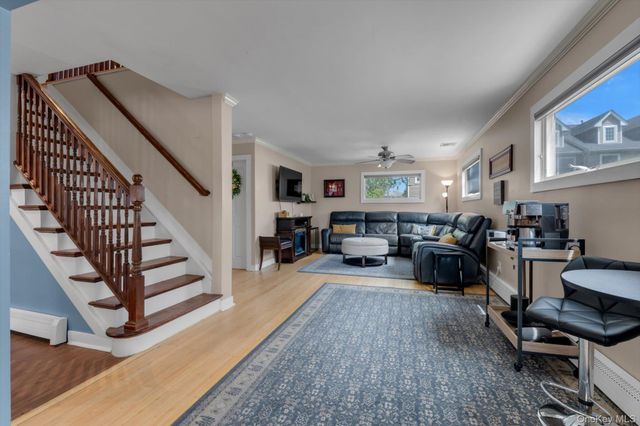 11 Koch Place, Carle Place, NY 11514
