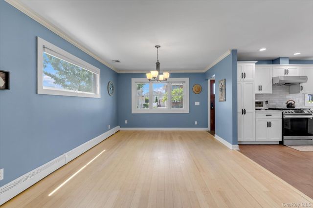 11 Koch Place, Carle Place, NY 11514