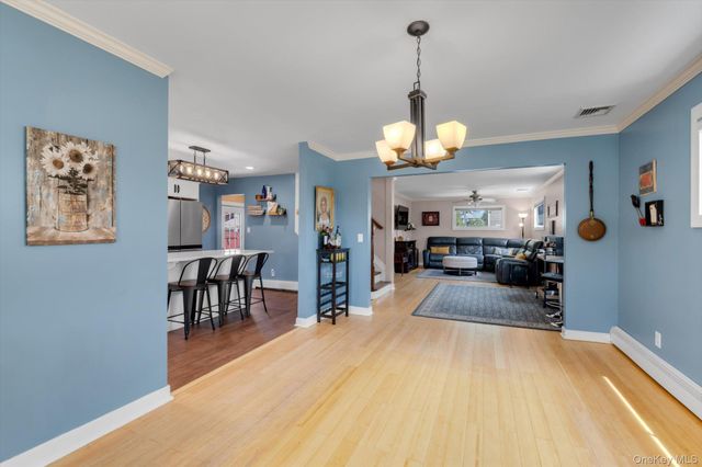 11 Koch Place, Carle Place, NY 11514