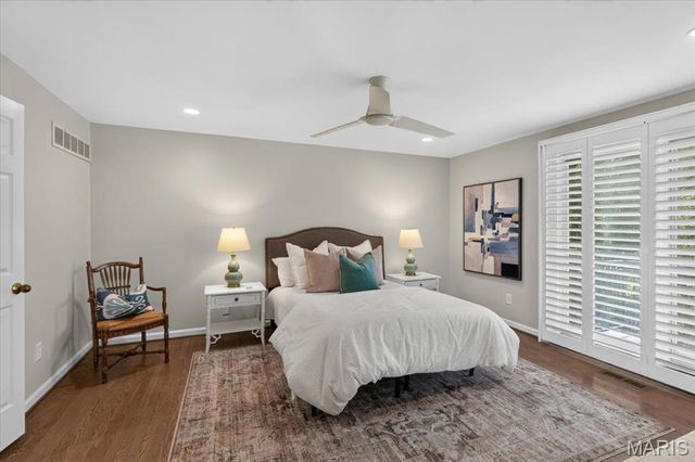 4538 Pershing Place, St Louis, MO 63108