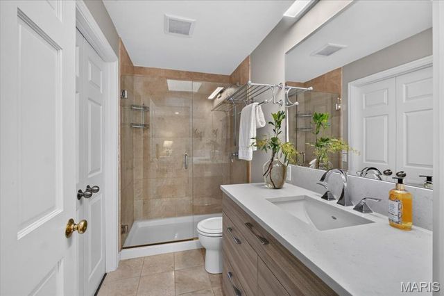4538 Pershing Place, St Louis, MO 63108