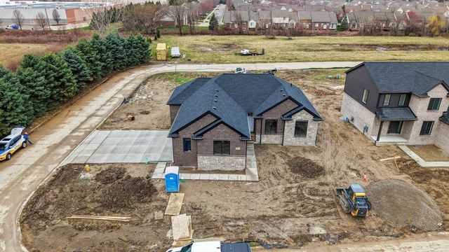 45519 Gable Drive, Macomb, MI 48044