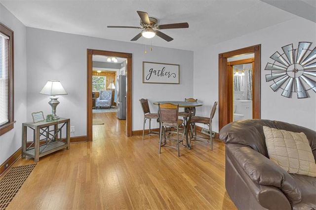 824 E 23rd Avenue, Kansas City, MO 64116