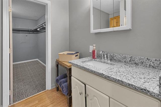 824 E 23rd Avenue, Kansas City, MO 64116