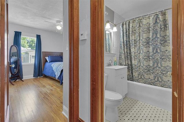 824 E 23rd Avenue, Kansas City, MO 64116