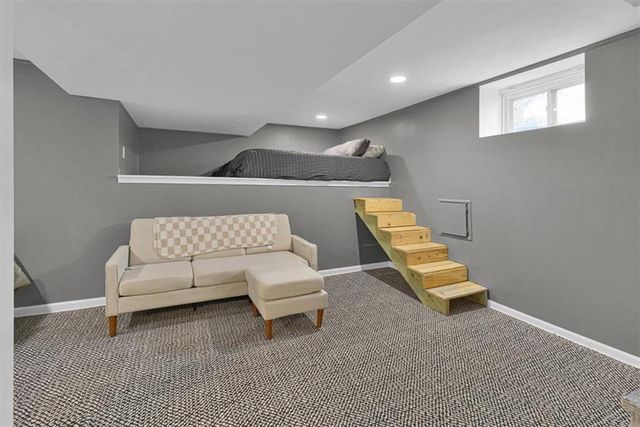 824 E 23rd Avenue, Kansas City, MO 64116