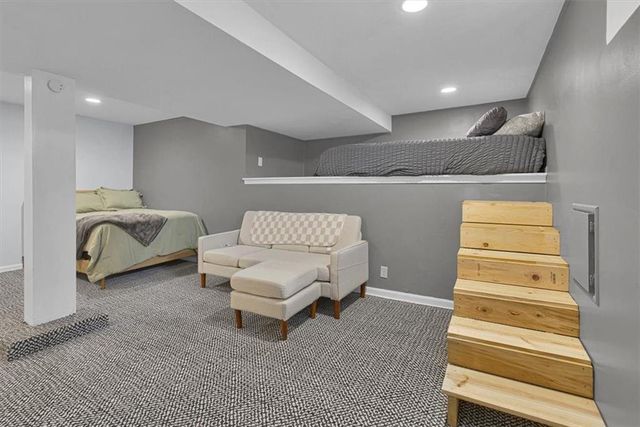 824 E 23rd Avenue, Kansas City, MO 64116