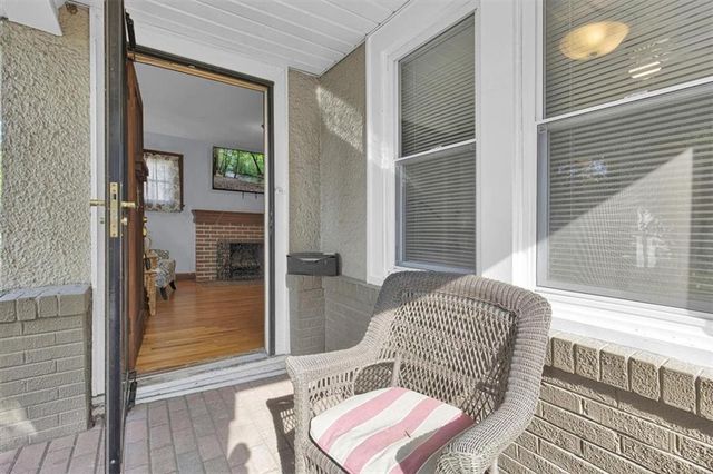 824 E 23rd Avenue, Kansas City, MO 64116