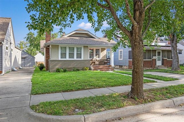 824 E 23rd Avenue, Kansas City, MO 64116