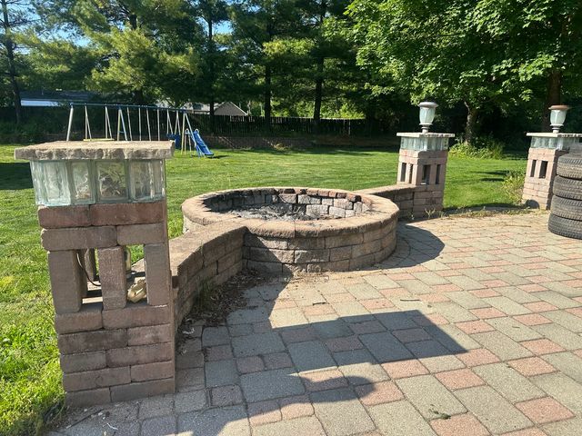 1N521 Mac Queen Dr Drive, West Chicago, IL 60185