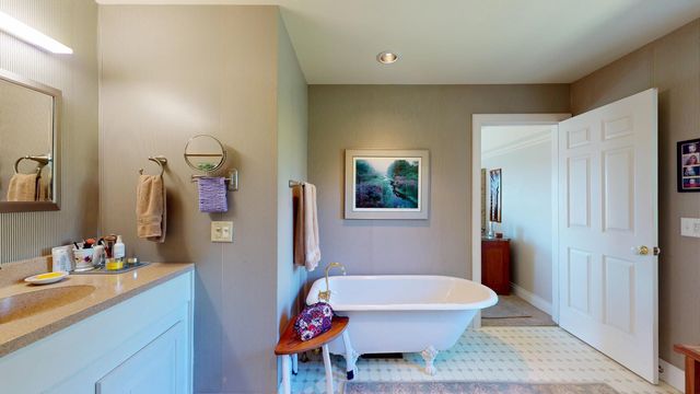 236 Gilson Lane, Ferrisburgh, VT 05473