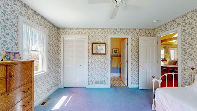 236 Gilson Lane, Ferrisburgh, VT 05473