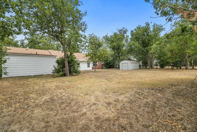 108 Miami St, Coleman, TX 76834