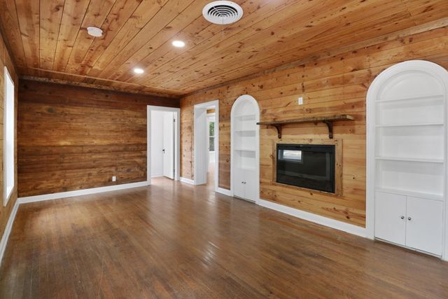 108 Miami St, Coleman, TX 76834