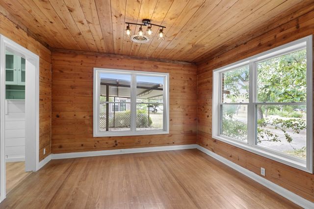 108 Miami St, Coleman, TX 76834