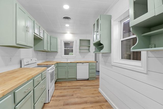 108 Miami St, Coleman, TX 76834