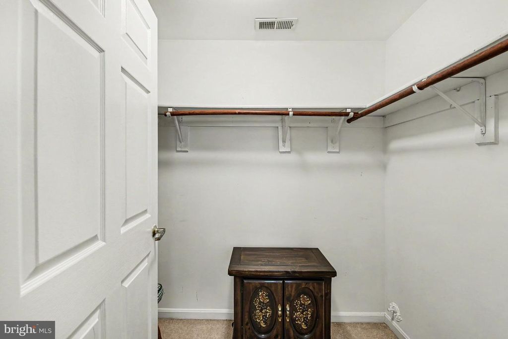 Image 18 of property listing at 3810 SUNNYFIELD CT #1B, Hampstead, MD 21074