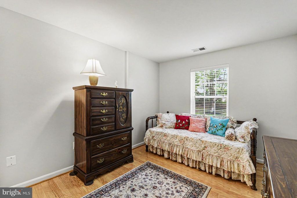 Image 20 of property listing at 3810 SUNNYFIELD CT #1B, Hampstead, MD 21074