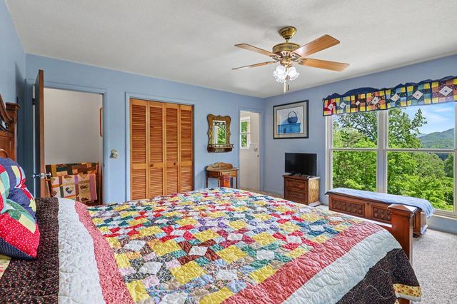 230 Rolling Acres Road, Hiawassee, GA 30546