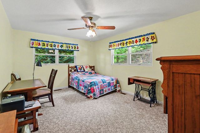 230 Rolling Acres Road, Hiawassee, GA 30546