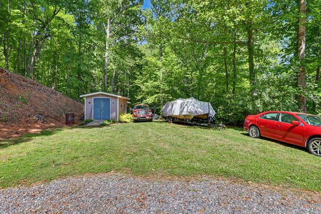 230 Rolling Acres Road, Hiawassee, GA 30546