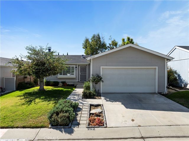 20066 Crestview, Canyon Country, CA 91351