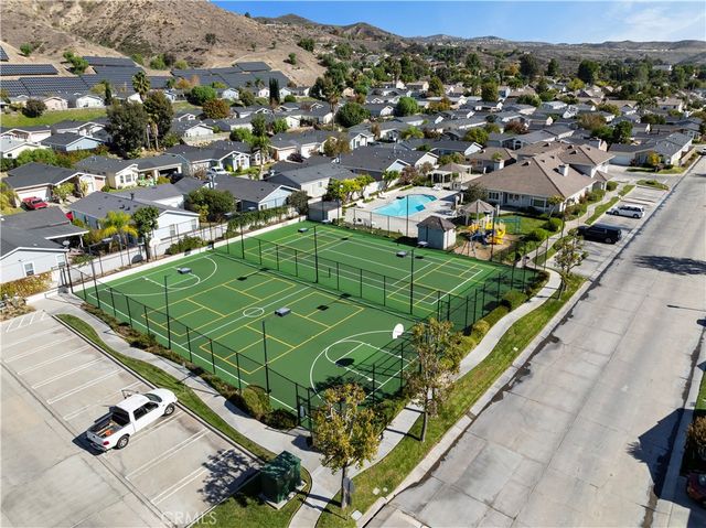 20066 Crestview, Canyon Country, CA 91351