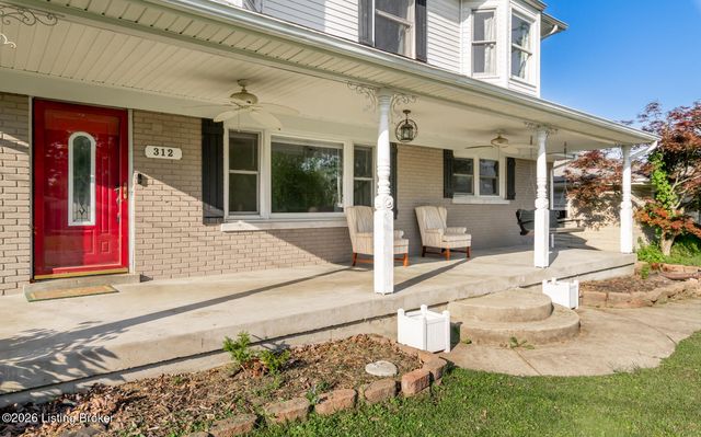 312 Chieftain Dr, Louisville, KY 40118