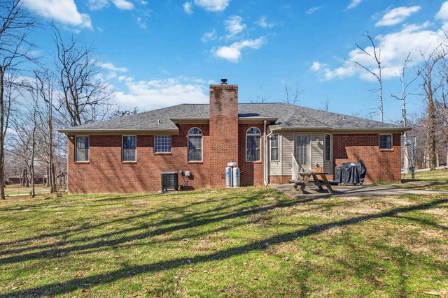 109 Shelby Lane, Stanford, KY 40484