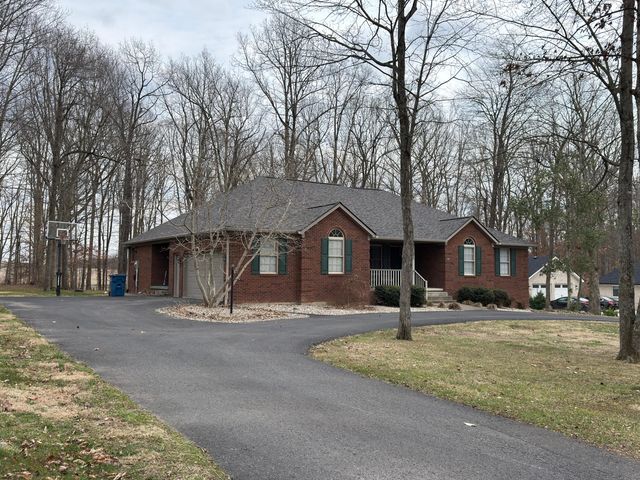 109 Shelby Lane, Stanford, KY 40484