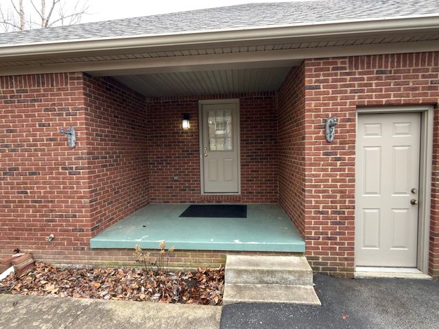 109 Shelby Lane, Stanford, KY 40484