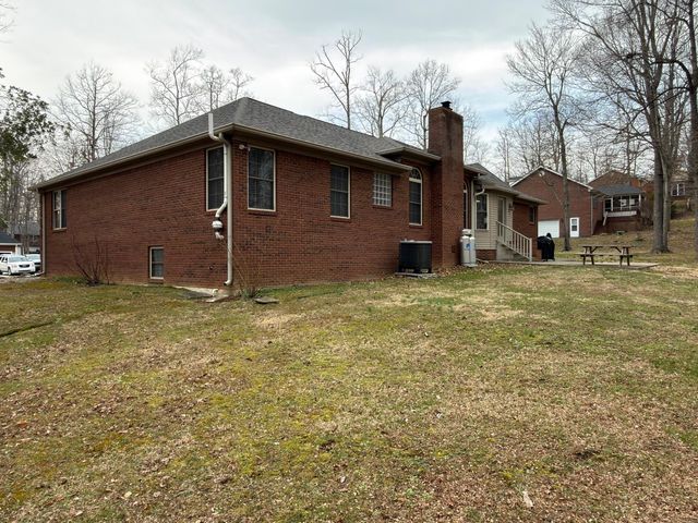 109 Shelby Lane, Stanford, KY 40484