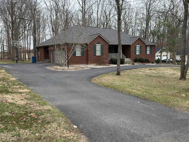 109 Shelby Lane, Stanford, KY 40484