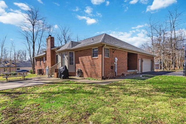 109 Shelby Lane, Stanford, KY 40484