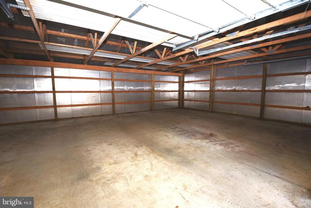 3288 SLIFER VALLEY RD, Riegelsville, PA 18077