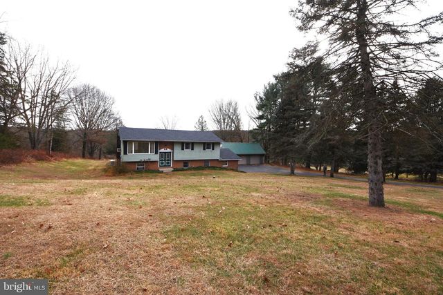 3288 SLIFER VALLEY RD, Riegelsville, PA 18077