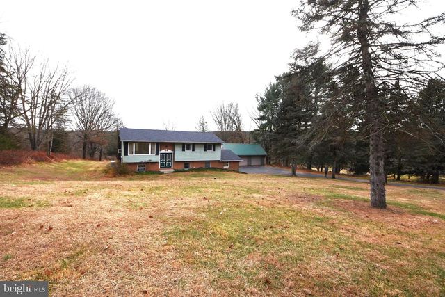 3288 SLIFER VALLEY RD, Riegelsville, PA 18077