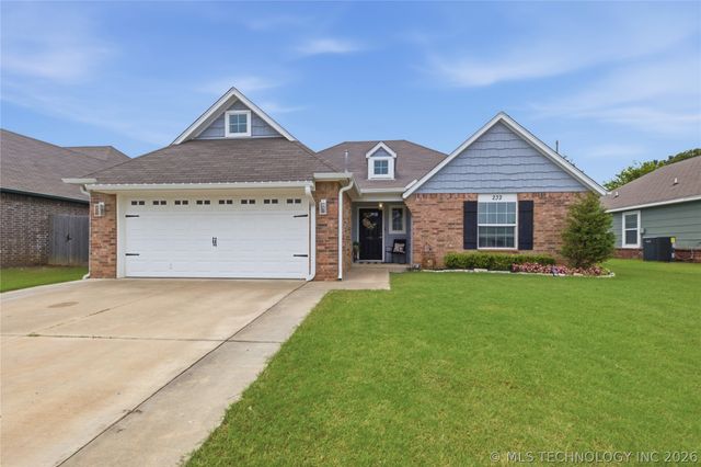 232 DP Newman Circle, Kiefer, OK 74041
