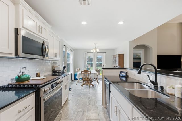 232 DP Newman Circle, Kiefer, OK 74041