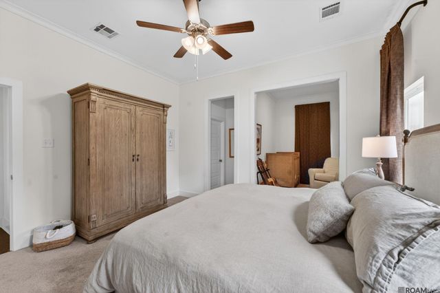 9963 Oak Colony Blvd, Baton Rouge, LA 70817