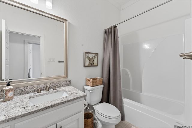 9963 Oak Colony Blvd, Baton Rouge, LA 70817