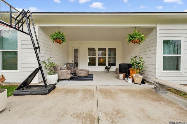 9963 Oak Colony Blvd, Baton Rouge, LA 70817