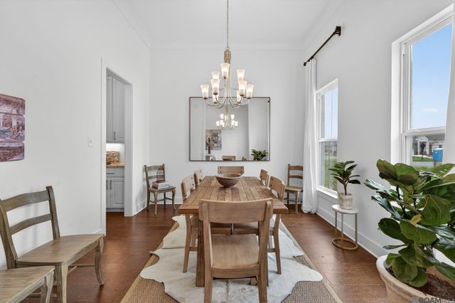 9963 Oak Colony Blvd, Baton Rouge, LA 70817