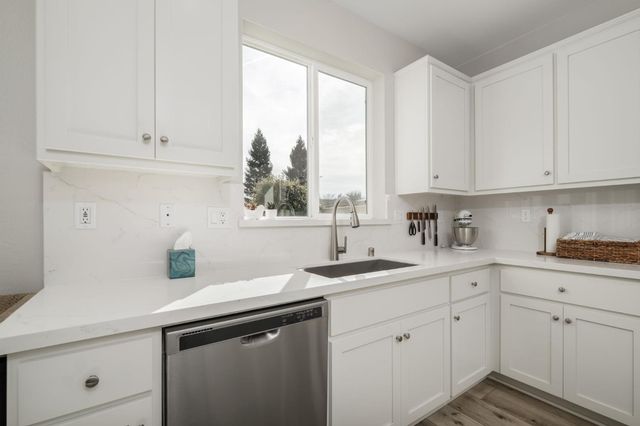 1705 Stetson Cir, West Sacramento, CA 95691