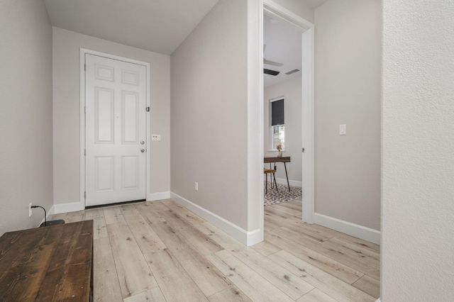 1705 Stetson Cir, West Sacramento, CA 95691