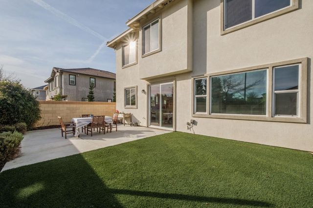 1705 Stetson Cir, West Sacramento, CA 95691