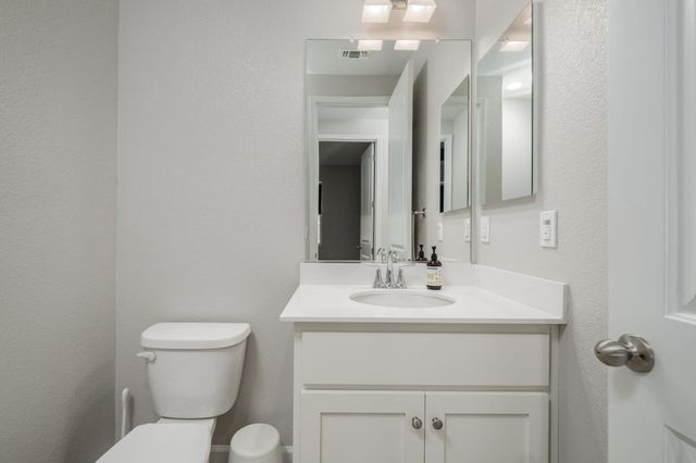 1705 Stetson Cir, West Sacramento, CA 95691