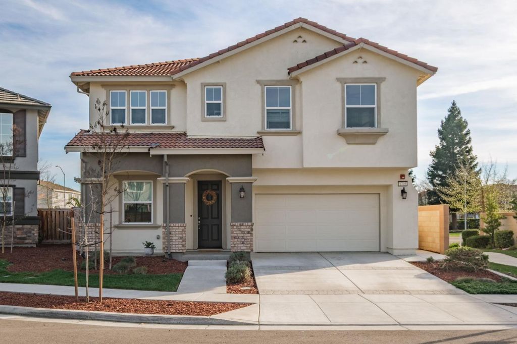 1705 Stetson Cir, West Sacramento, CA 95691